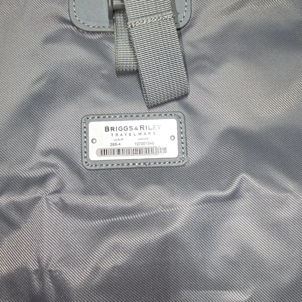 BRIGGS & RILEY 389-4 Travelware Baseline Hanging Garment Cover Bag Black Gray